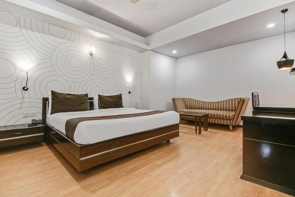 Hotel Queens Tower 阿姆利则 外观 照片
