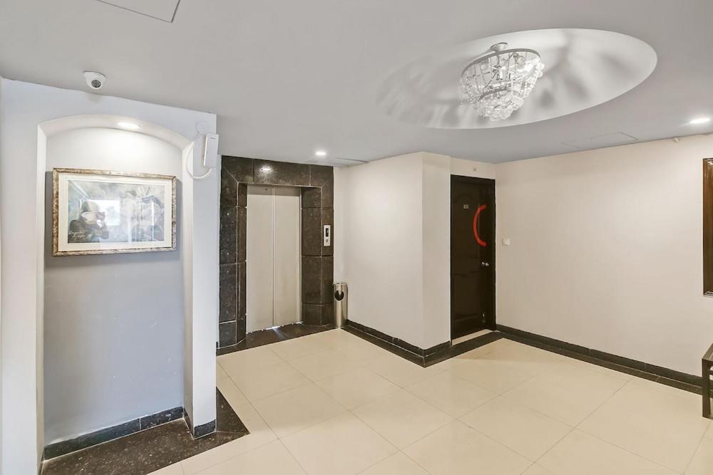 Hotel Queens Tower 阿姆利则 外观 照片