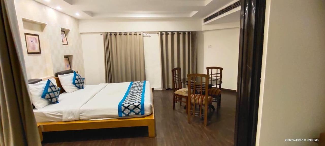 Hotel Queens Tower 阿姆利则 外观 照片